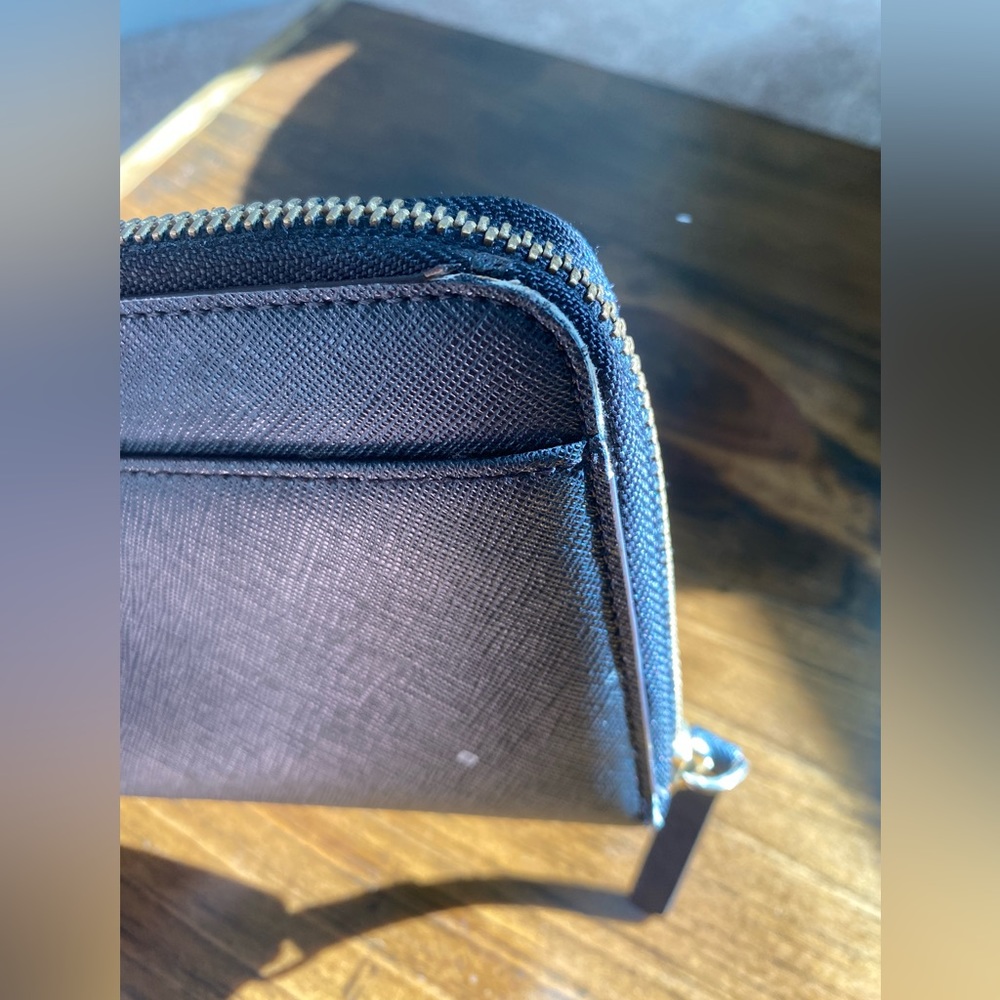 Kate Spade Wallet ♠️ - Picture 3 of 5